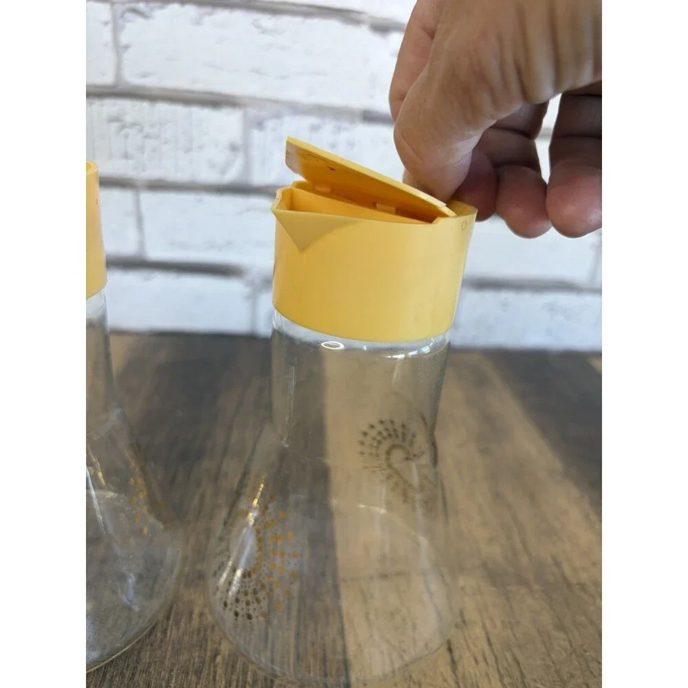 2 Pyrex Atomic Sunburst Dressing Dispenser Condiment Syrup Glass Plastic Lids